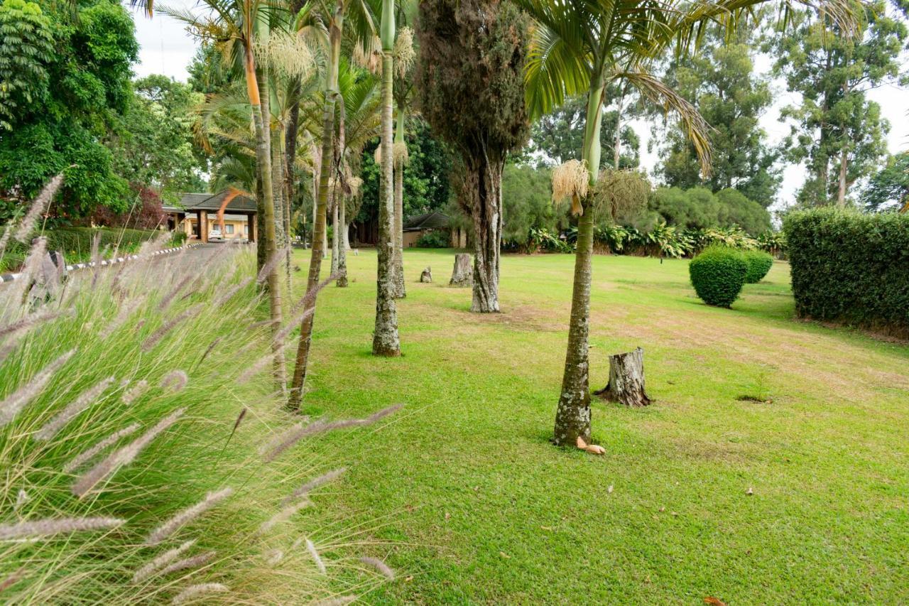 Mountains Of The Moon Hotel Fort Portal Exterior foto